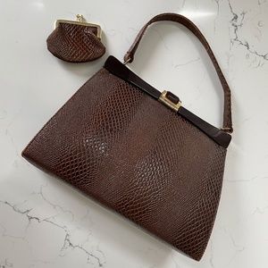 Vintage 1940-50s Alligator Handbag With Matching Coin Purse